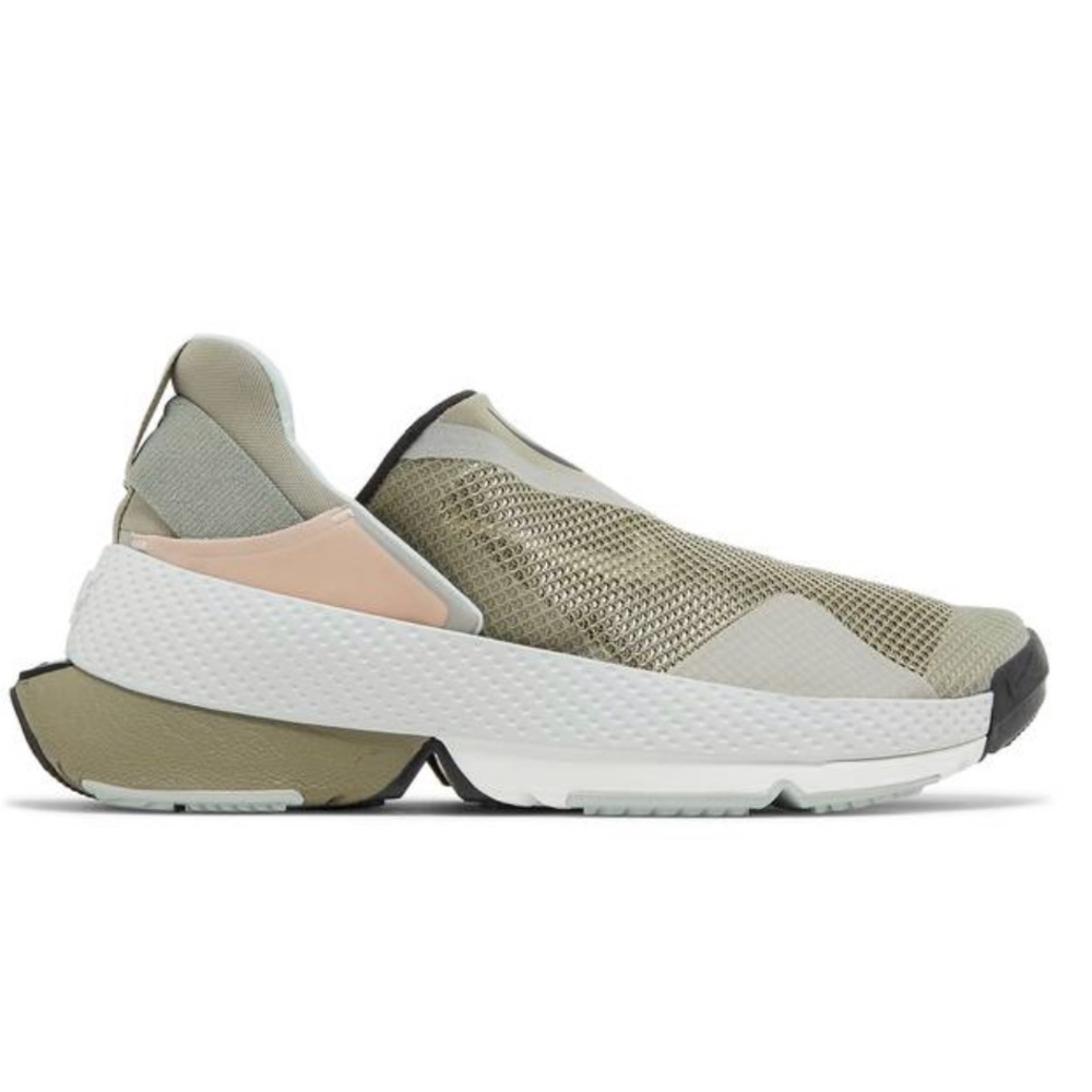 Nike GO FlyEase “Light Army”